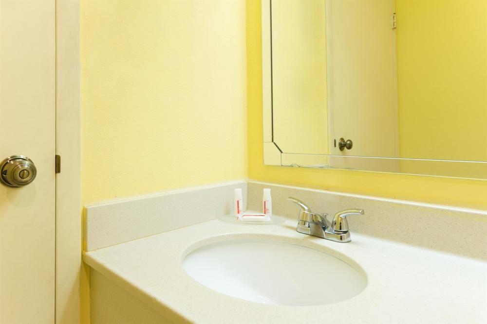 Motel 6 Springfield, Il - Airport Eksteriør bilde