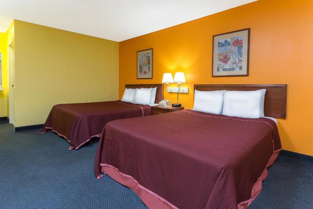 Motel 6 Springfield, Il - Airport Eksteriør bilde